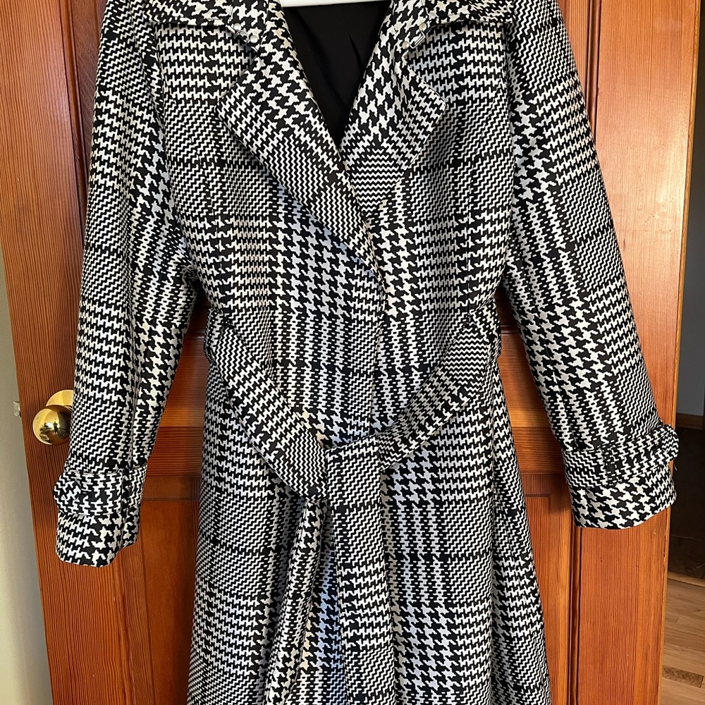 Beautiful quality made coat.